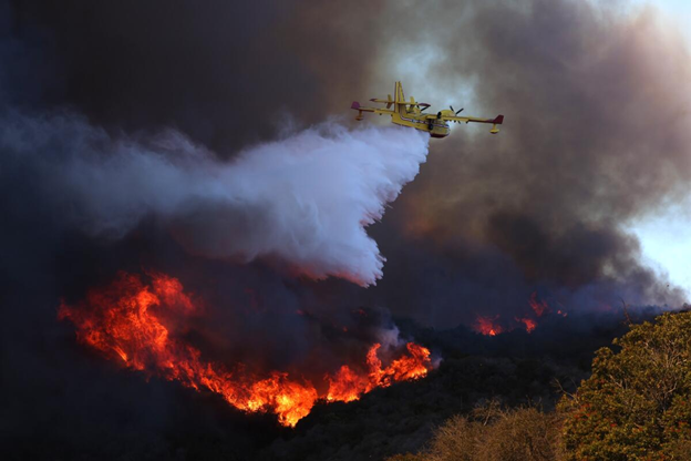 LA fire continues to rage on.