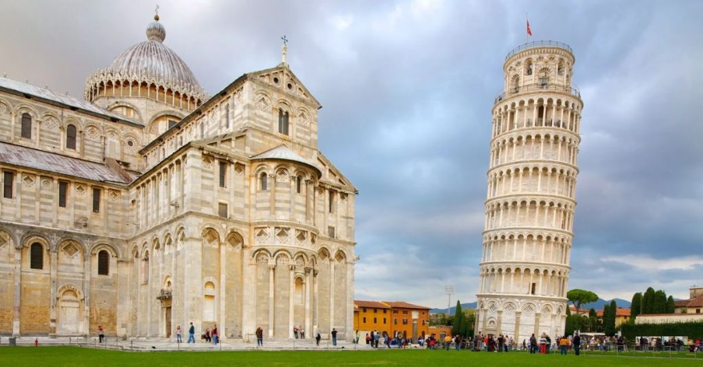 tower of pisa