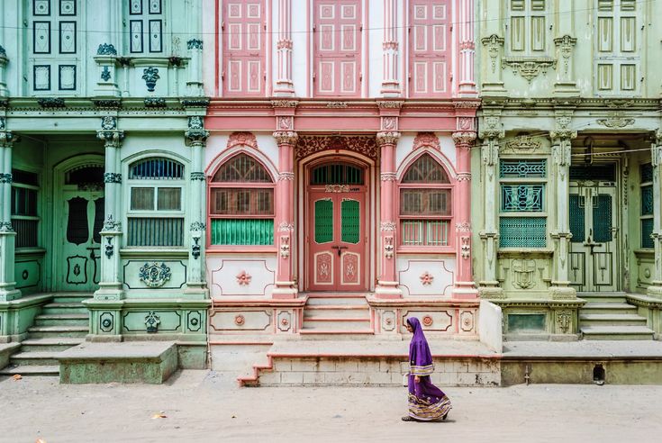 Ahmedabad, a city where centuries-old craftsmanship meets experimental, climate-responsive architecture